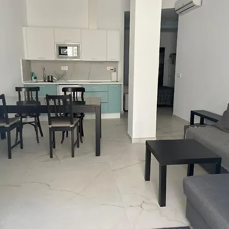 Casa Puerta De Almodovar Apartment *